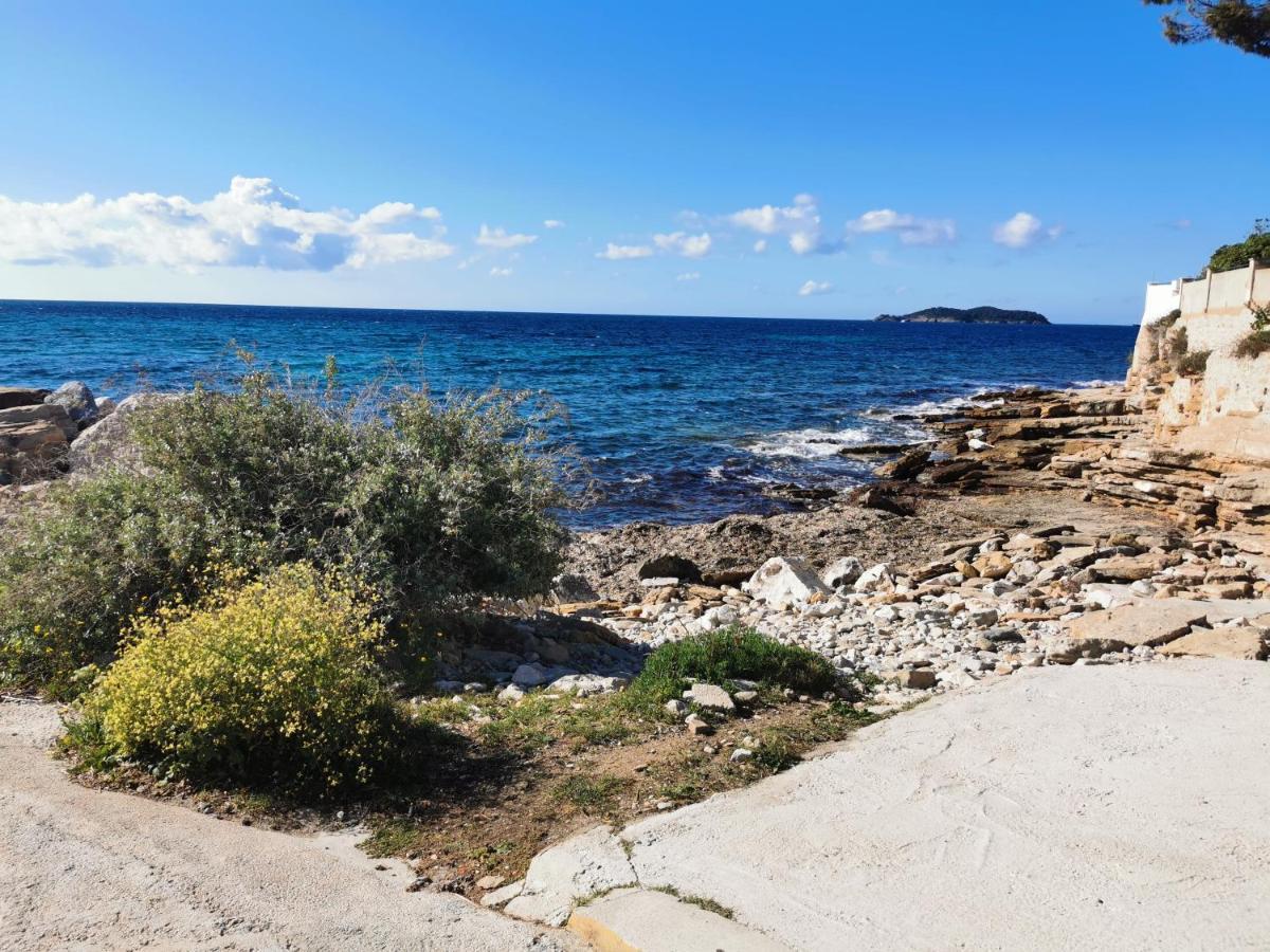 Les Pieds Dans L'Eau Plage Saint-Jean La Ciotat Ngoại thất bức ảnh